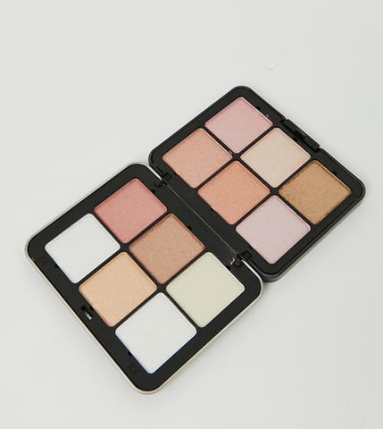 MAKE OVER 22 Palette Highlighter ULTRA HD 01