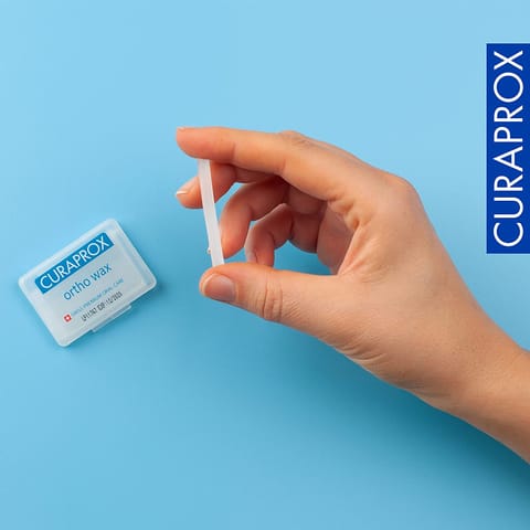 Curaprox DF 834 Dental Floss Mint Waxed 50m