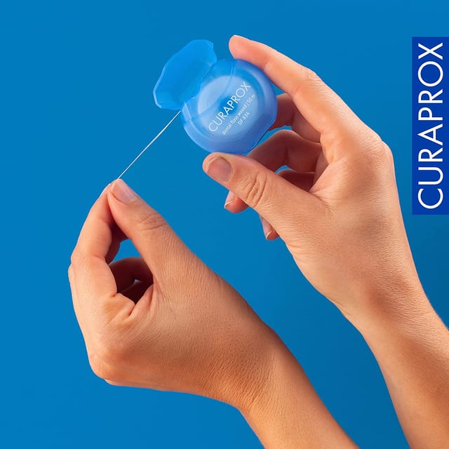 Curaprox DF 834 Dental Floss Mint Waxed 50m