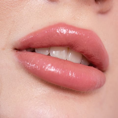 ESSENCE Extreme Shine Volume Lipgloss 101