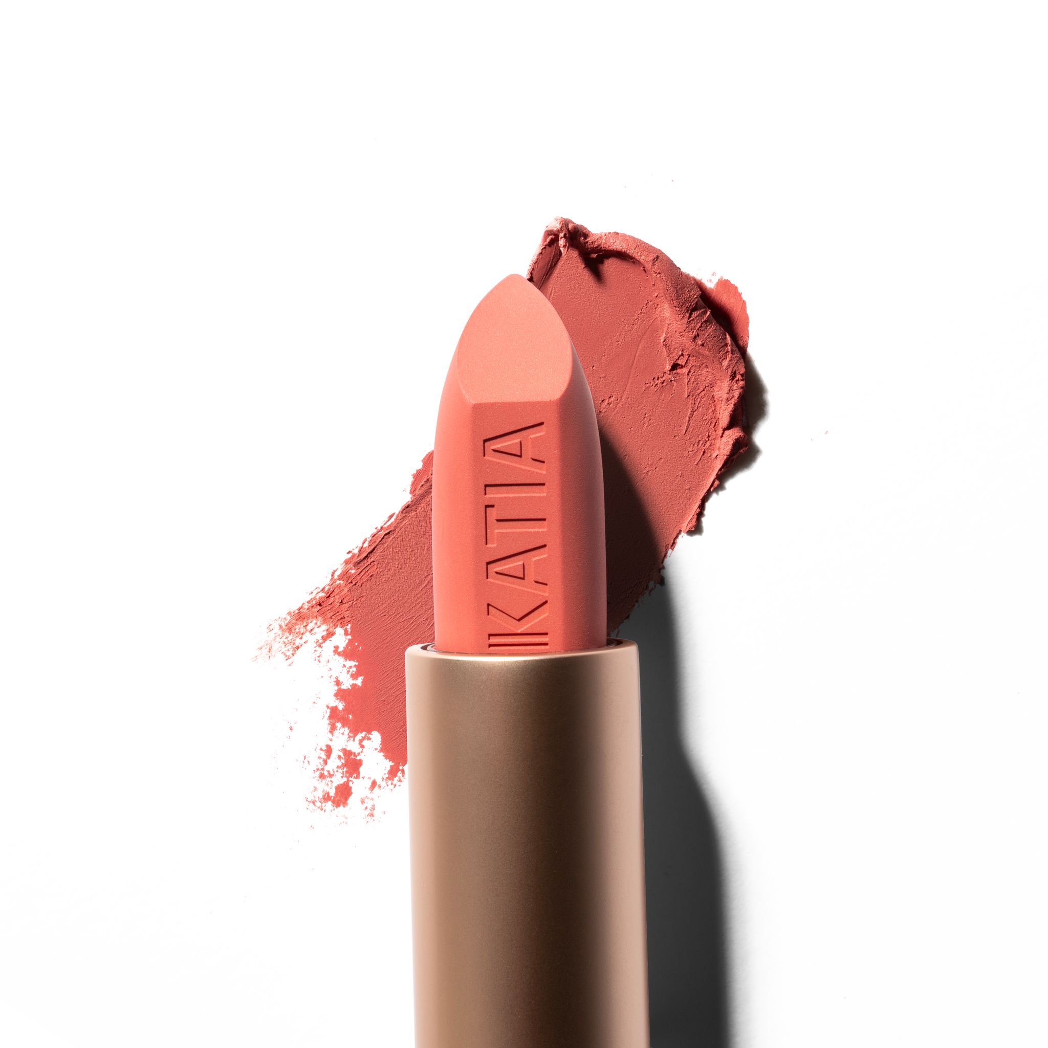 Katia Nouvelle Lip Rouge 02